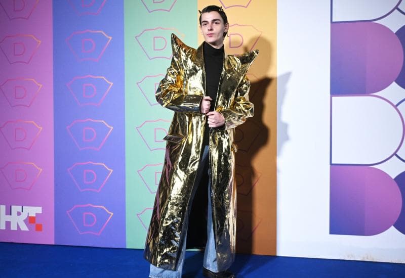 Ilustracija članka: Svećenik savjetovao vjernicima da izbjegavaju pjesmu Marka Bošnjaka