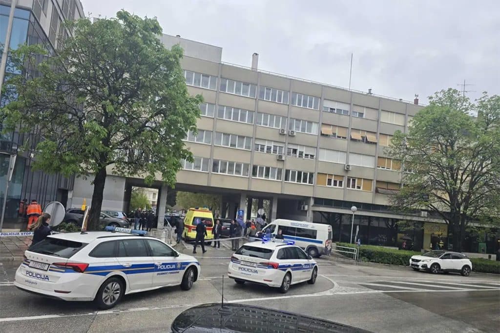 Ilustracija članka: Policajka u Splitu ubila pljačkaša banke