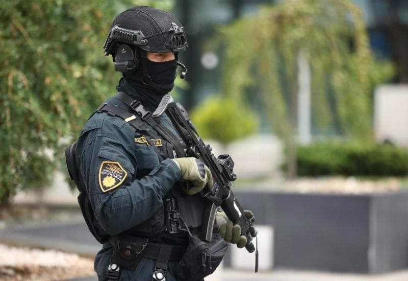 Ilustracija članka: U Sanskom Mostu pronađeno četvero djece, sumnja se na trgovinu ljudima