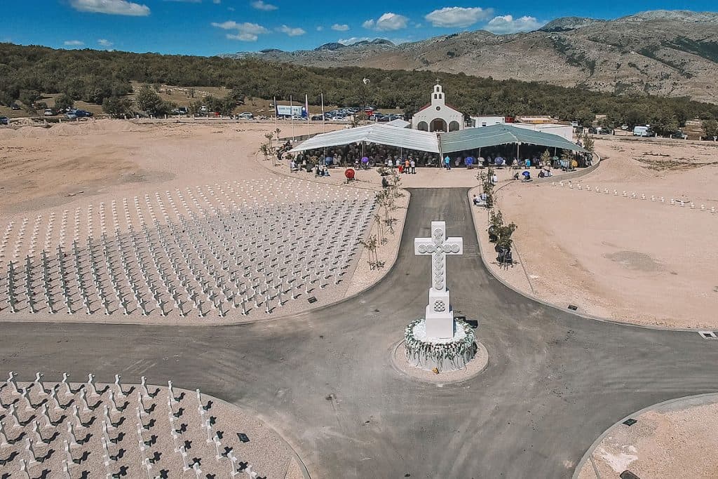 Ilustracija članka: Misa na Groblju mira na Bilima povodom blagdana sv. Josipa Radnika