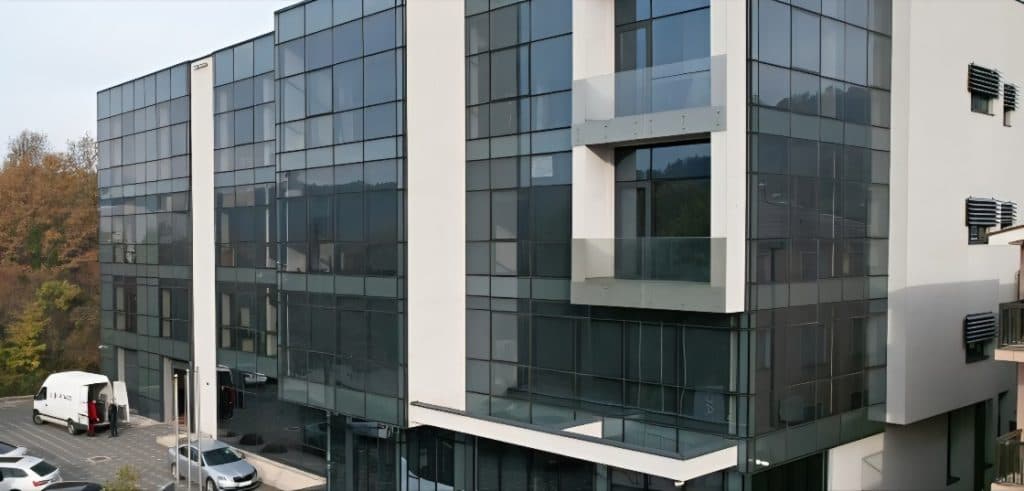 Ilustracija članka: Tko su vlasnici najveće hercegovačke firme i kakva priča stoji iza nje?