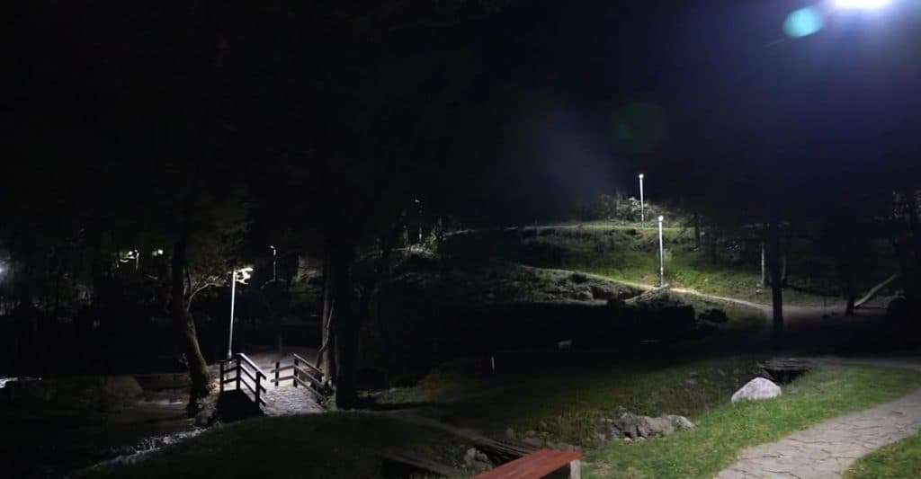 Ilustracija članka: Noćna čarolija Peć Mlina: Video koji morate pogledati