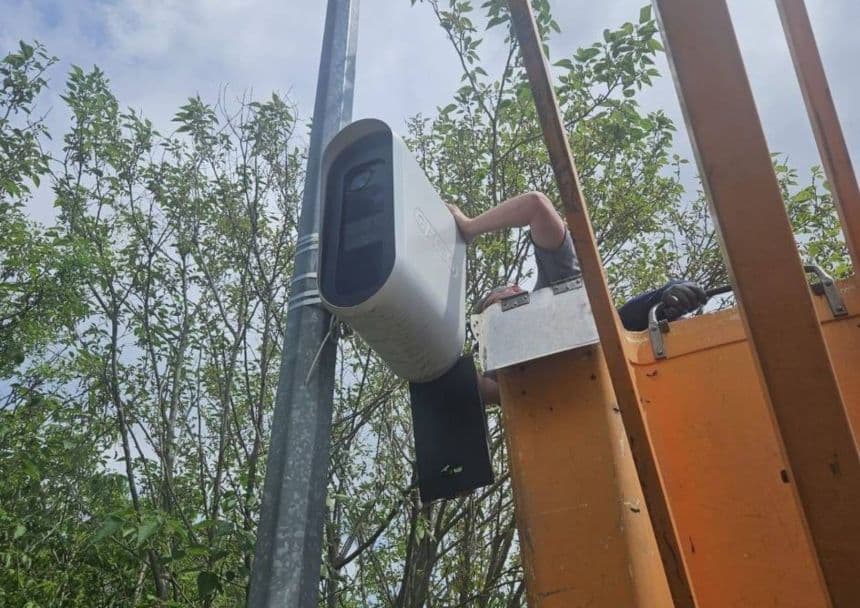 Ilustracija članka: Postavljena kamera za nadzor brzine u Vinjanima Donjim – stiže još jedna za Imotsku krajinu