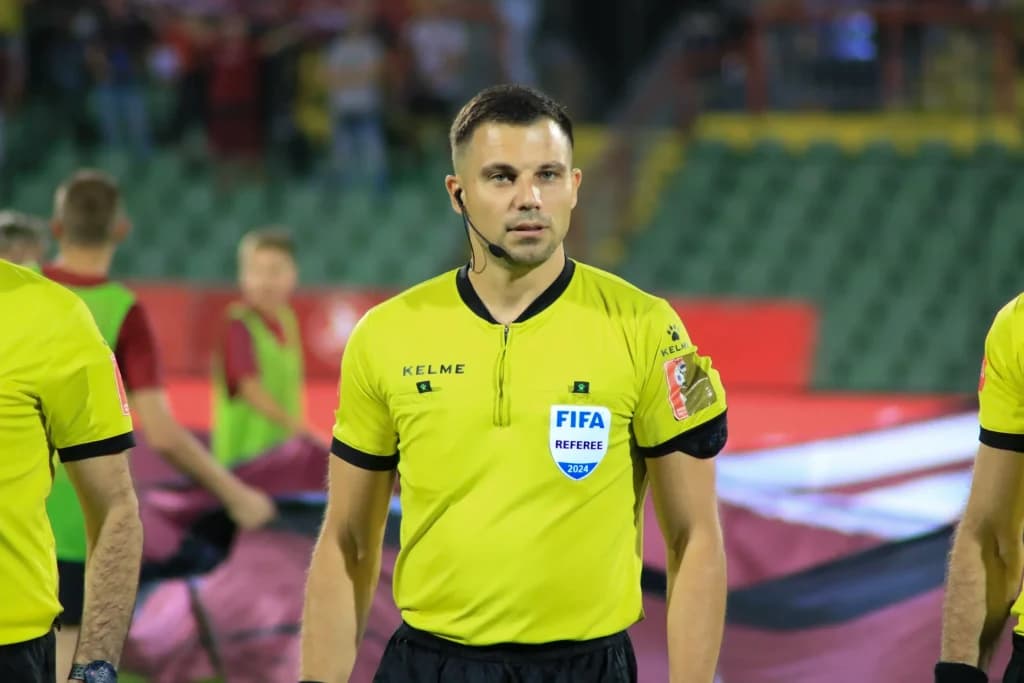 Ilustracija članka: Antoni Bandić sudac na polufinalu Europskog U19 prvenstva