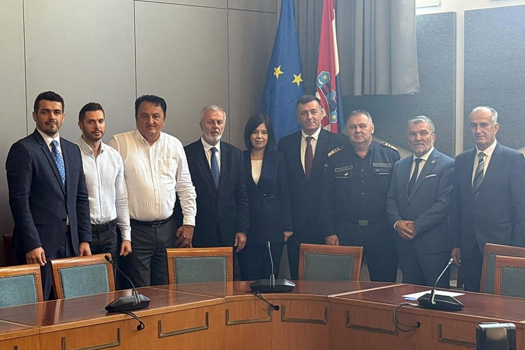 Ilustracija članka: ŽZH i HNŽ jačaju suradnju s Hrvatskom: Zajednički odgovor na požare i elementarne nepogode