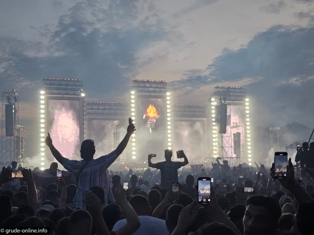 Ilustracija članka: HRT platio 60.000 eura za snimku Thompsonovog koncerta s Hipodroma