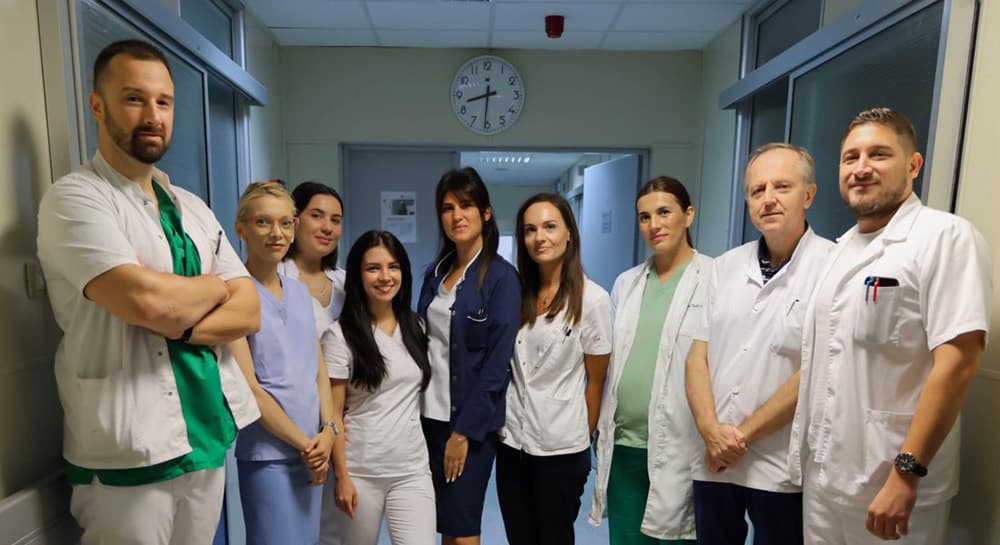 Ilustracija članka: Nova era u plastičnoj i rekonstruktivnoj kirurgiji: SKB Mostar prva u regiji koristi FluoBeam