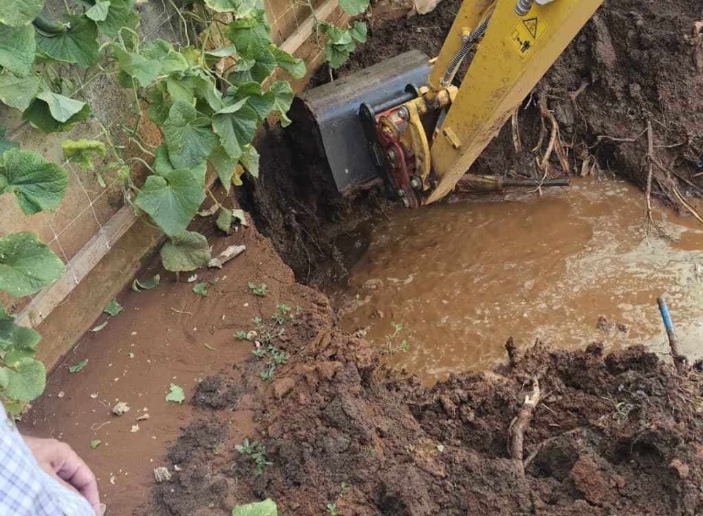 Ilustracija članka: Grude i Dragićina bez vode zbog puknuća glavne cijevi