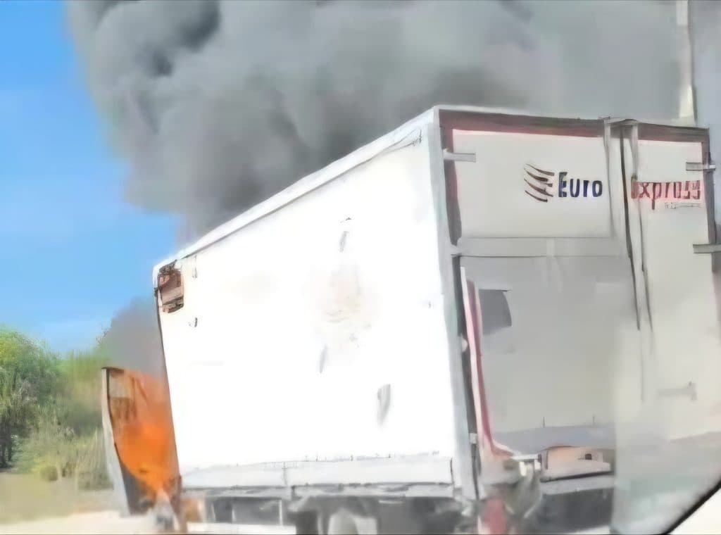 Ilustracija članka: VIDEO: U Pologu se zapalilo vozilo brze pošte