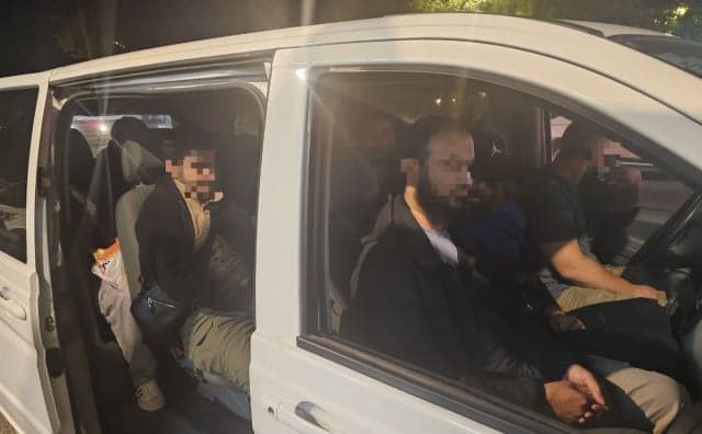 Ilustracija članka: Prebacivali migrante iz BiH u Hrvatsku i zaradili 300.000 eura