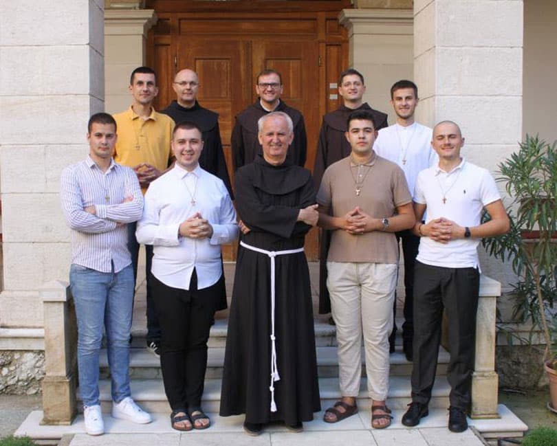 Ilustracija članka: Šestorica kandidata stupila u postulaturu Hercegovačke franjevačke provincije