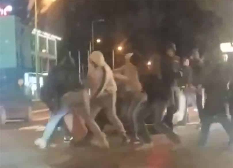 Ilustracija članka: Masovna tučnjava kod Mostara – dvije osobe prevezene u bolnicu