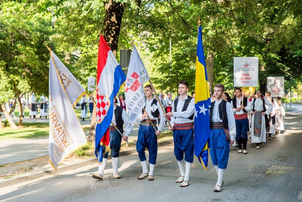 Ilustracija članka: Mostar: Državna smotra izvornog folklora Hrvata u BiH