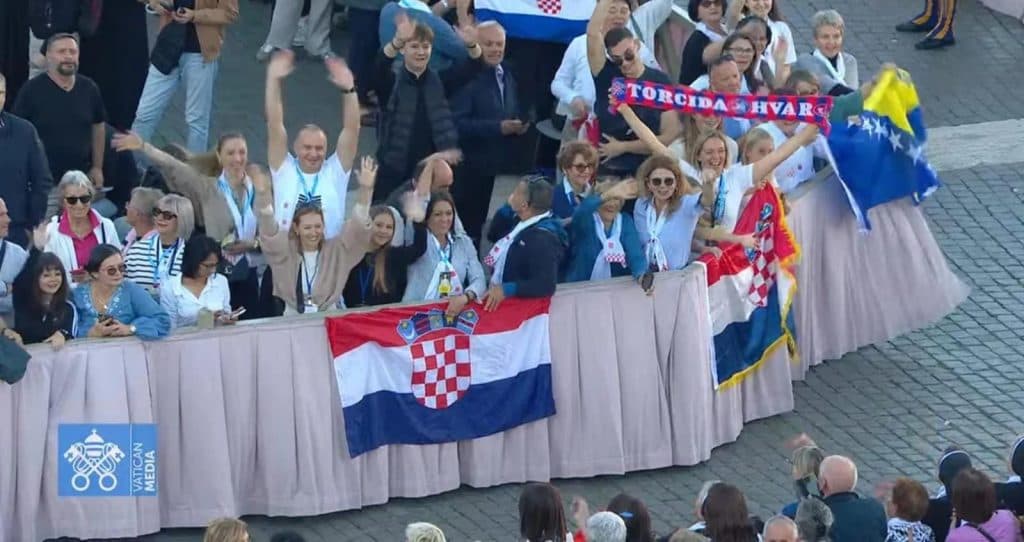 Ilustracija članka: Papina poruka hrvatskom narodu: Čuvajte vjeru i budite svjetlo u vremenu ratova i podjela