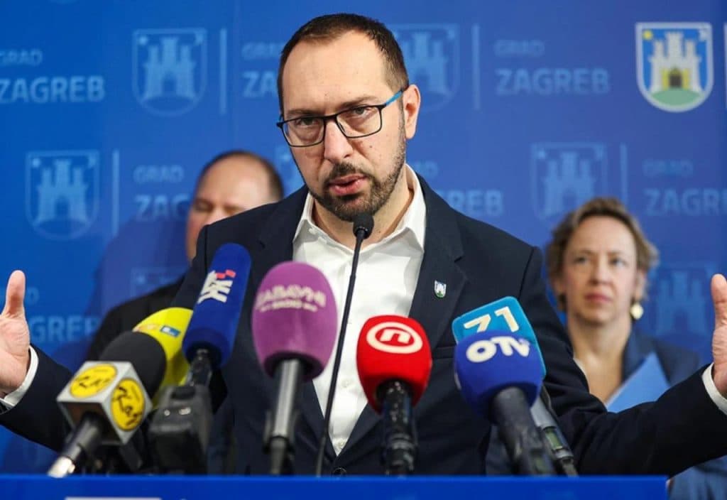 Ilustracija članka: Tomašević uvodi zabranu ZDS-a da može zabranjivati Thompsonove koncerte