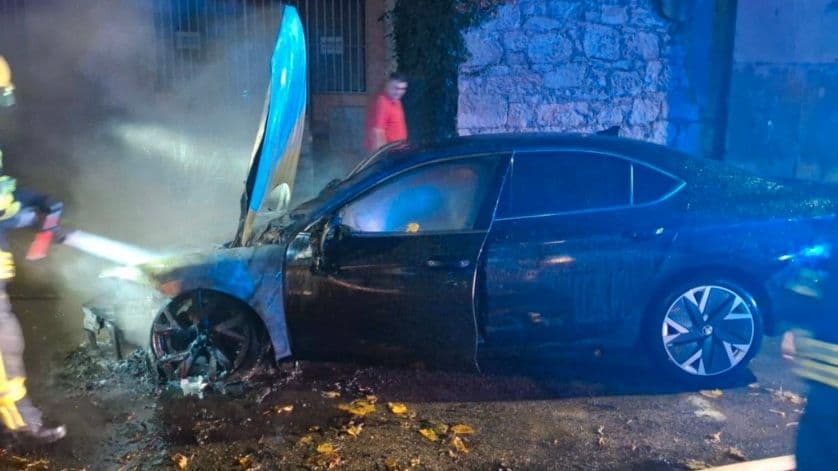 Ilustracija članka: Zapaljeno službeno vozilo gradonačelnika Mostara