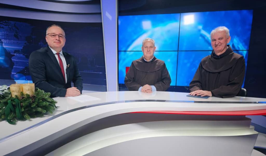Ilustracija članka: Fra Jozo Grbeš i fra Zdravko Dadić: ”Božić nas vraća obitelji i Bogu”