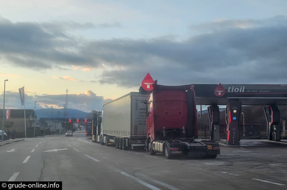 Ilustracija članka: Gospodarstvenici traže hitan prekid blokade granica: “Štete su milijunske”