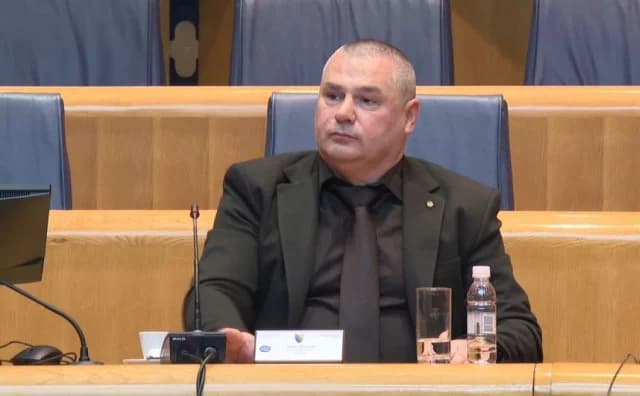 Ilustracija članka: VIDEO Ispovijest carinika iz BiH: Odbio je sudjelovati u korupciji, pa ga pretukli i poslali u zatvor