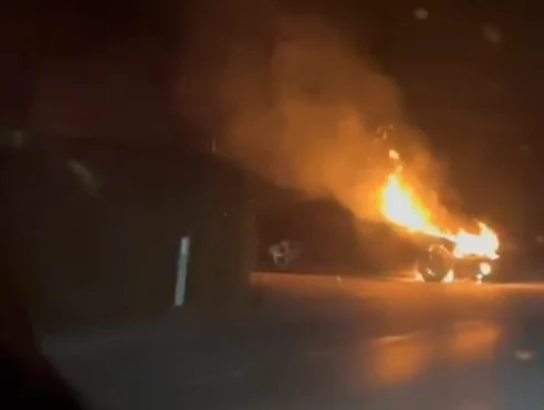 Ilustracija članka: VIDEO  BMW se zapalio u blizini benzinske postaje kod Širokog Brijega