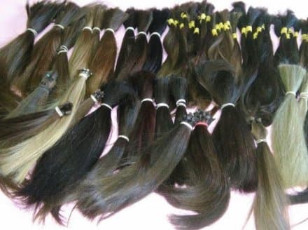 Ilustracija članka: 36 djevojaka iz Posušja darovalo kosu za projekt ‘Samo 20 cm kose za osmijeh jednog djeteta’