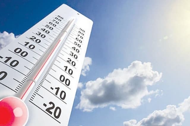 Ilustracija članka: Izdano narančasto upozorenje. Temperature idu preko 40°C