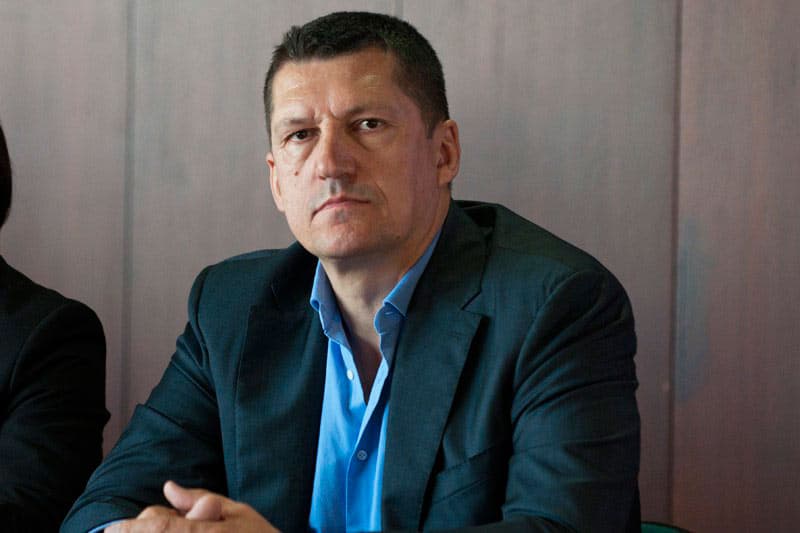 Ilustracija članka: Lučić: Bosna i Hercegovina neće se podijeliti, nego, po svemu sudeći, raspasti