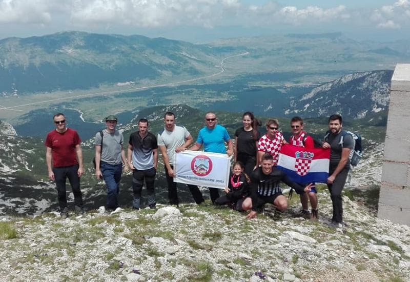 Ilustracija članka: Posušje: Podrška reprezentaciji s najvišeg planinarskog vrha