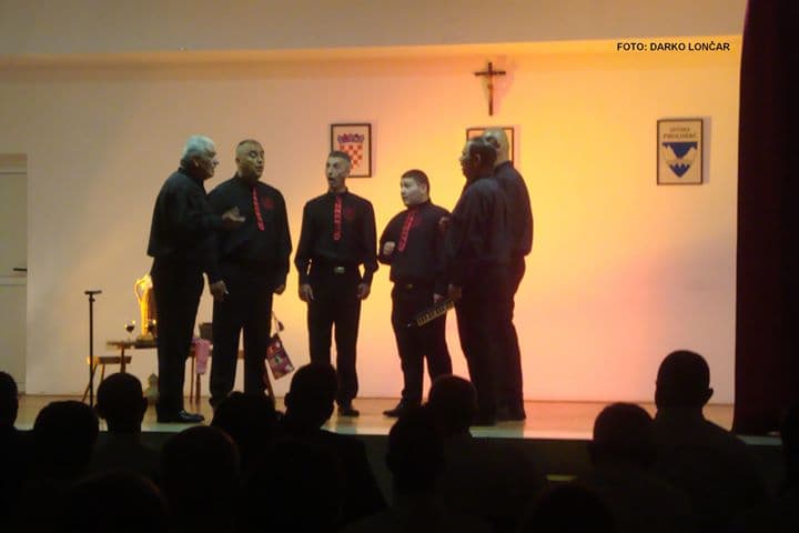 Ilustracija članka: Prološka noć: Klapa ispunila Dom kulture