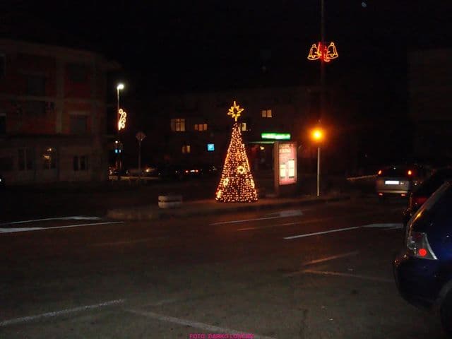 Ilustracija članka: Bratovština i Zvizdan na predbožićnom koncertu klapa u Imotskom