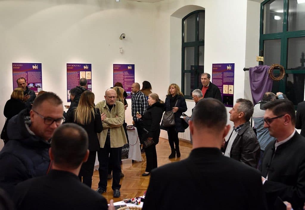 Ilustracija članka: U Zavičajnom muzeju otvorena izložba ”Dva pasionska fenomena Imotske krajine”