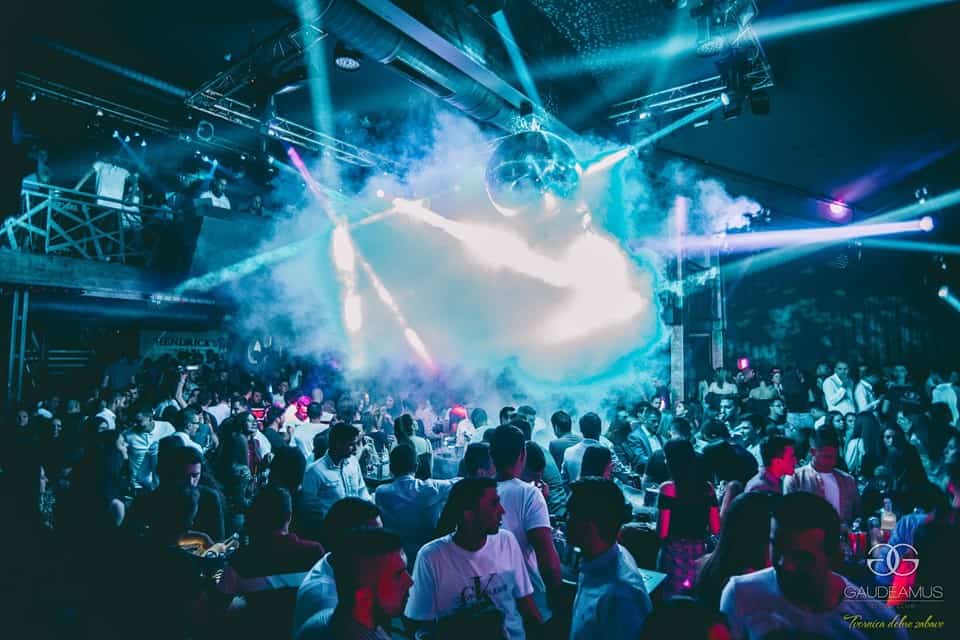 Ilustracija članka: Mile Kitić, Tanja Savić i Goga Sekulić ‘napunili’ hercegovačke klubove