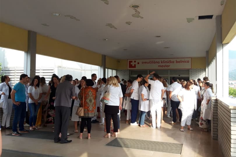 Ilustracija članka: Održan polusatni štrajk liječnika medicine i stomatologije HNŽ-a: Otići ćemo negdje gdje ćemo biti uvaženi