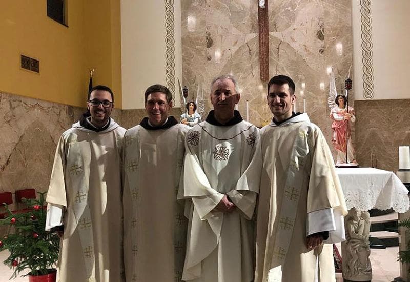 Ilustracija članka: Mladi hercegovački franjevci u Chicagu zaređeni za đakone (VIDEO)