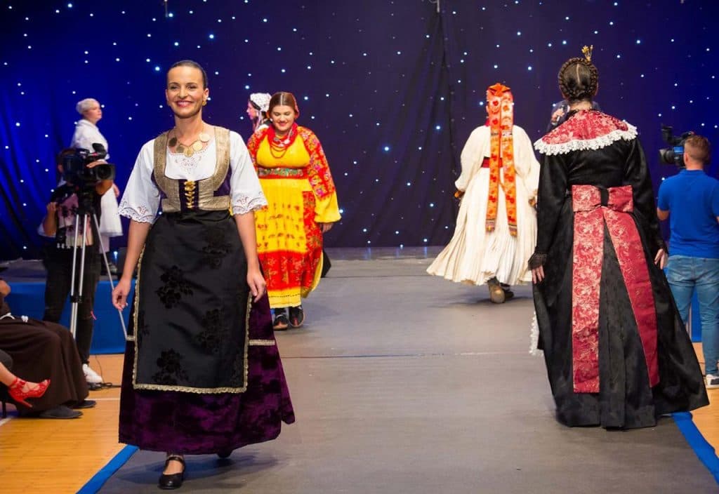 Ilustracija članka: Bira se najljepša Hrvatica u narodnoj nošnji, prijenos će biti na YouTubeu