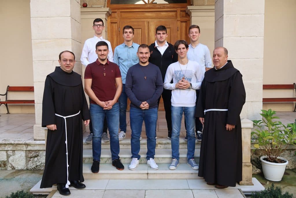 Ilustracija članka: U postulaturu Hercegovačke franjevačke provincije primljeno sedam kandidata