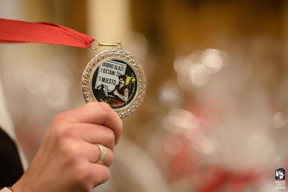 Ilustracija članka: Manifestacija ‘Dobro slaži i ostani živ’ ove godine u online izdanju