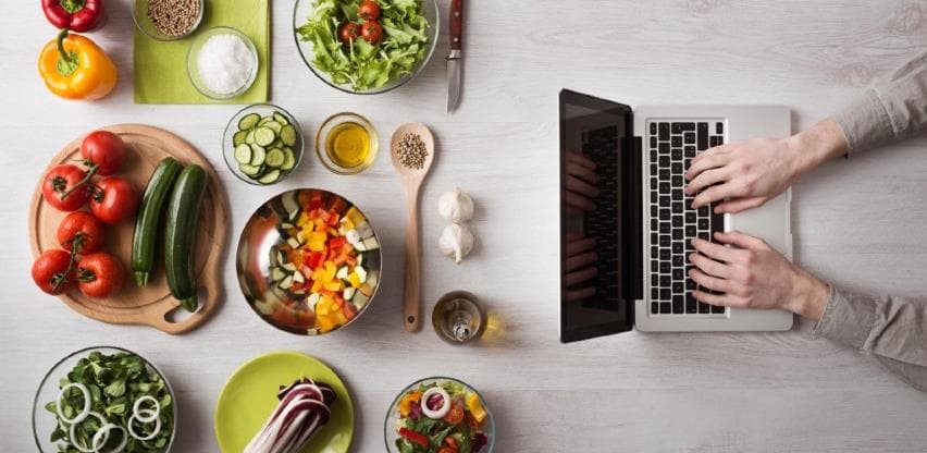 Ilustracija članka: Hercegovina dobiva prvu online tržnicu, do voća i povrća preko interneta