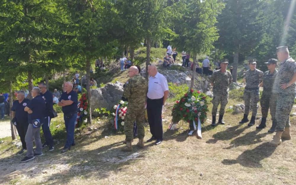 Ilustracija članka: Obilježena 28. obljetnica stradanja civila i branitelja na Stipića livadi