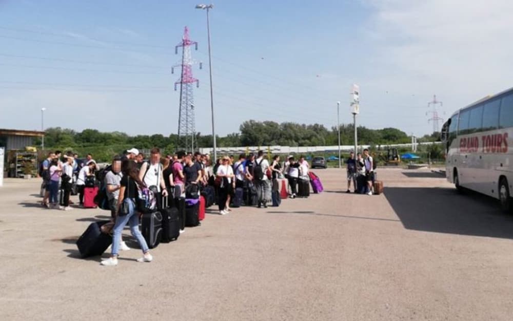 Ilustracija članka: Manji broj maturanata ove će godine na “putovanje života”, ekskurzije postale luksuz