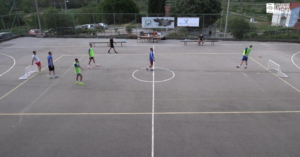 Ilustracija članka: Pogledajte odličan gol petom na turniru u Ružićima (VIDEO)