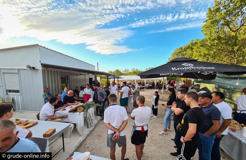 Ilustracija članka: NAJAVA: Gastronomska večer u Grudama “3 2 1 KUHAJ”