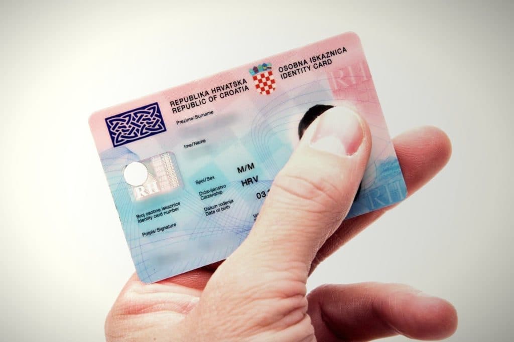 Ilustracija članka: MUP RH: Svoje istekle osobne isprave već sada zamijenite novima
