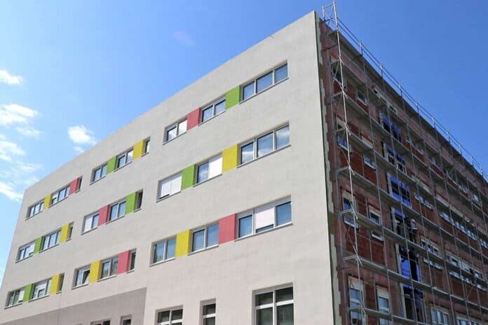 Ilustracija članka: Izgradnja nove zgrade pedijatrije SKB-a Mostar u završnoj fazi