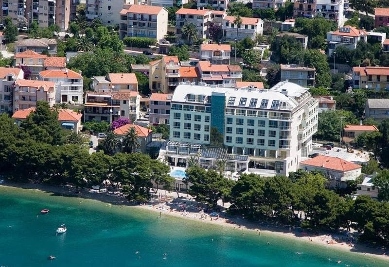 Ilustracija članka: Hercegovački gigant preuzeo poznati hotel u samom srcu Makarske
