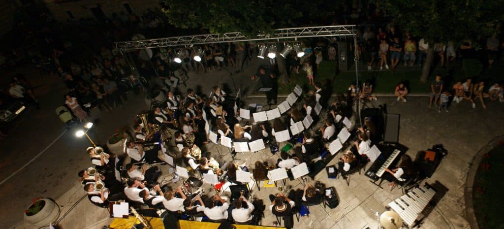 Ilustracija članka: IMOTSKA SILA U ponedjeljak koncert HPO Gradske glazbe Imotski