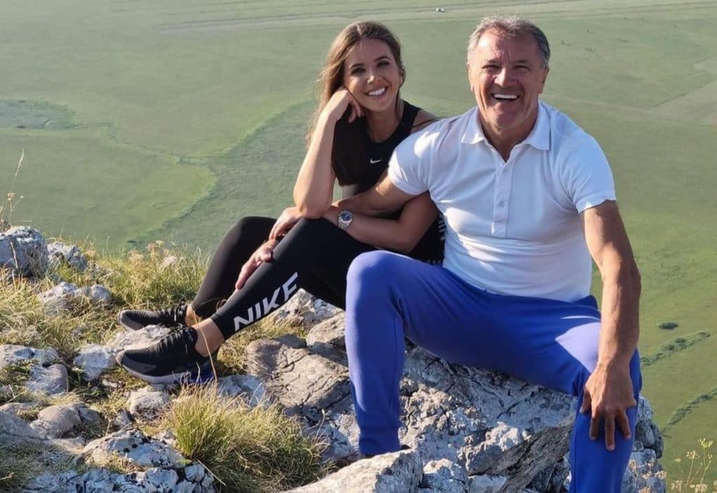 Ilustracija članka: Mamićeva nova izabranica objavila zajedničke fotografije: Ljubav cvjeta!