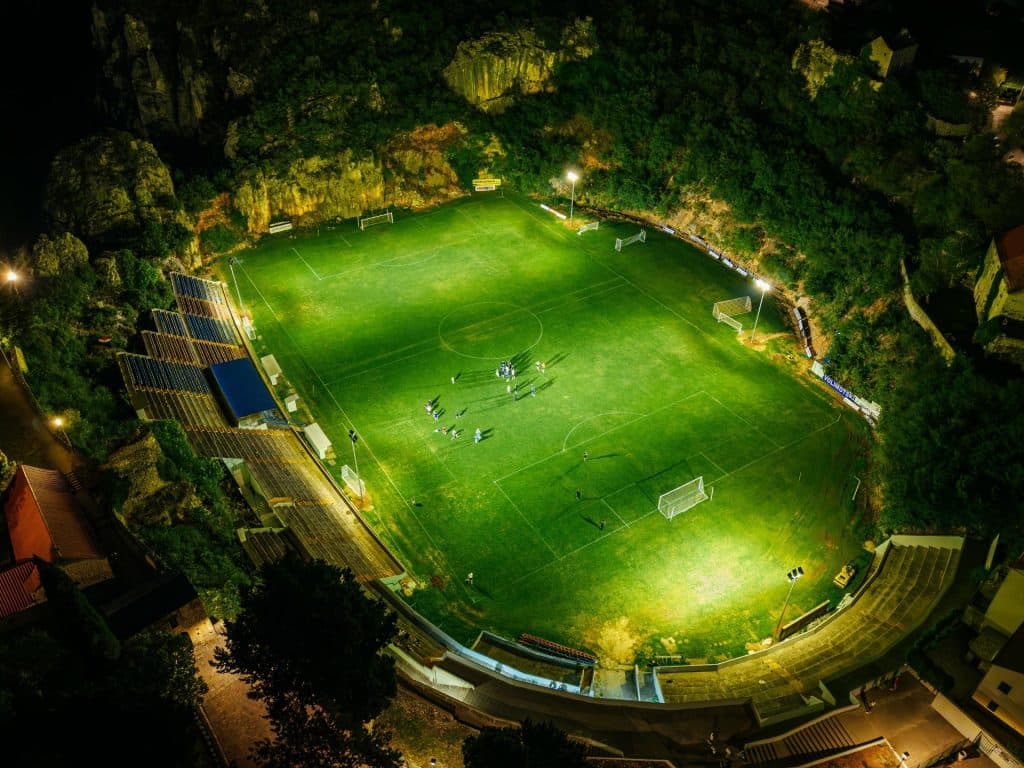 Ilustracija članka: Kakav prizor iz Imotskog! Čuveni stadion, jedan od deset najljepših na svijetu, po prvi put je zablistao u ovom izdanju