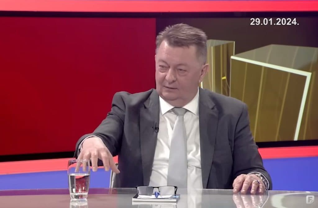 Ilustracija članka: Ćosić: Narod se stalno plaši mogućnošću dogovora