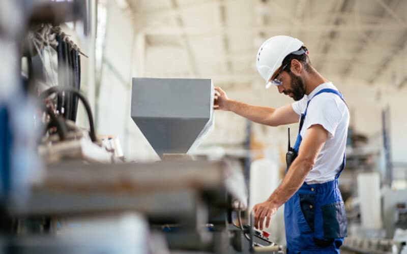 Ilustracija članka: Poduzetnici u Hercegovini nastoje zadržati radnike, kako ih ne bi uvozili